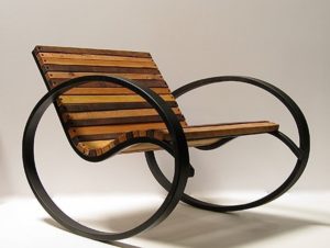 Кресло качалка в классическом стиле