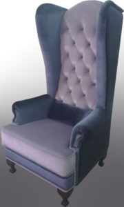 Кресло с высокой спинкой синее