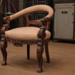 Дубовое современное кресло