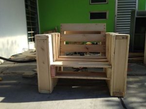 Как использовать поддон для изготовления кресла