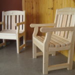 Красивые кресла, созданные на основе сосны
