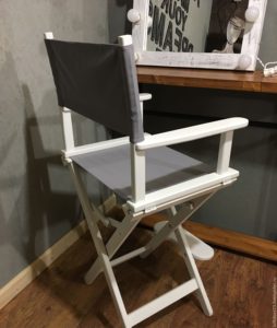 Кресло для домашнего использования из лиственницы