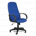 Кресло голубого цвета для рабочего места