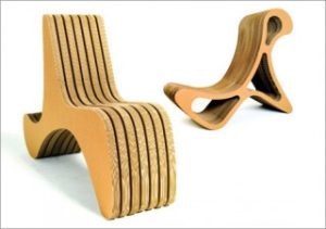 Необычное кресло, созданное из картона