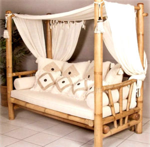 Оригинальное кресло, созданное из бамбука