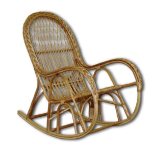 Практичное кресло на основе лозы
