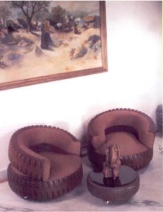 Примеры кресел, созданных из колес