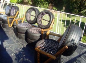Садовое кресло, созданное из колес
