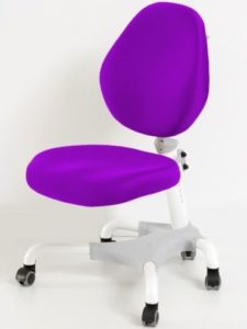 Современное пурпурное кресло