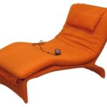 Удобное кресло в оранжевом цвете